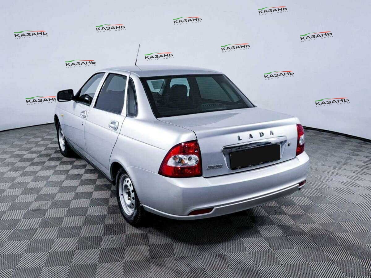 Lada (ВАЗ) Priora б/у, 2017, Механическая. Фото: #6