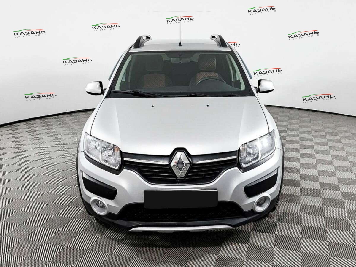 Рено Сандеро б/у, 2018, Механическая. Фото: #1