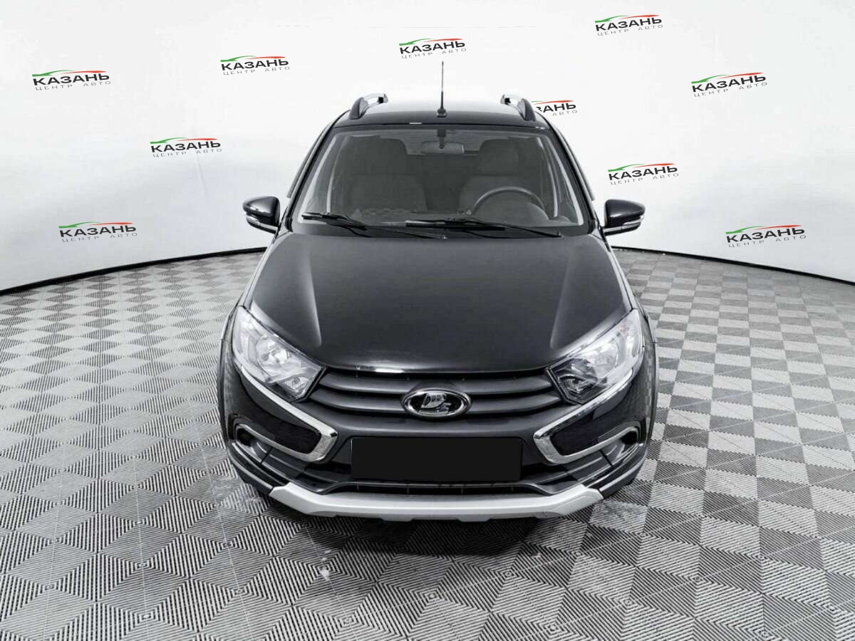 Лада (ВАЗ) Гранта б/у, 2023, Механическая. Фото: #1