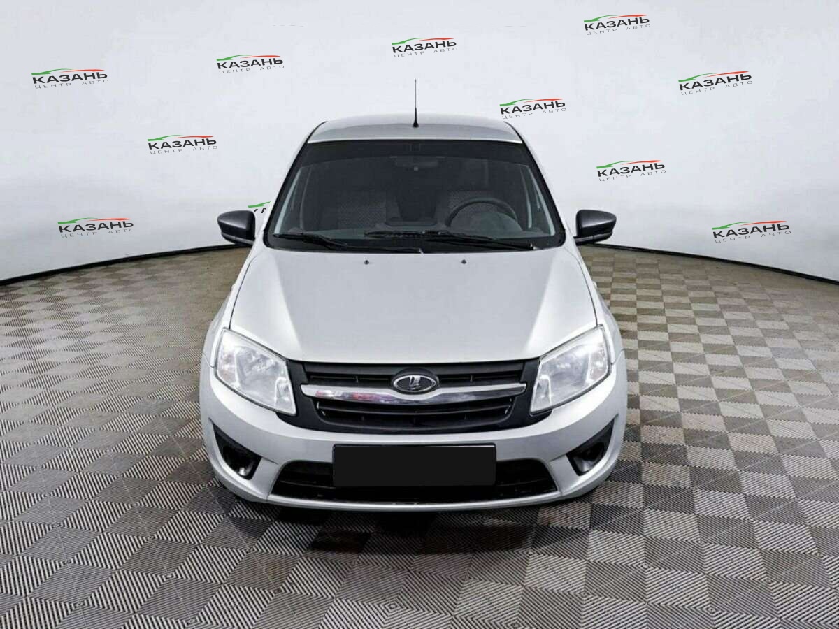 Лада (ВАЗ) Гранта б/у, 2018, Механическая. Фото: #1