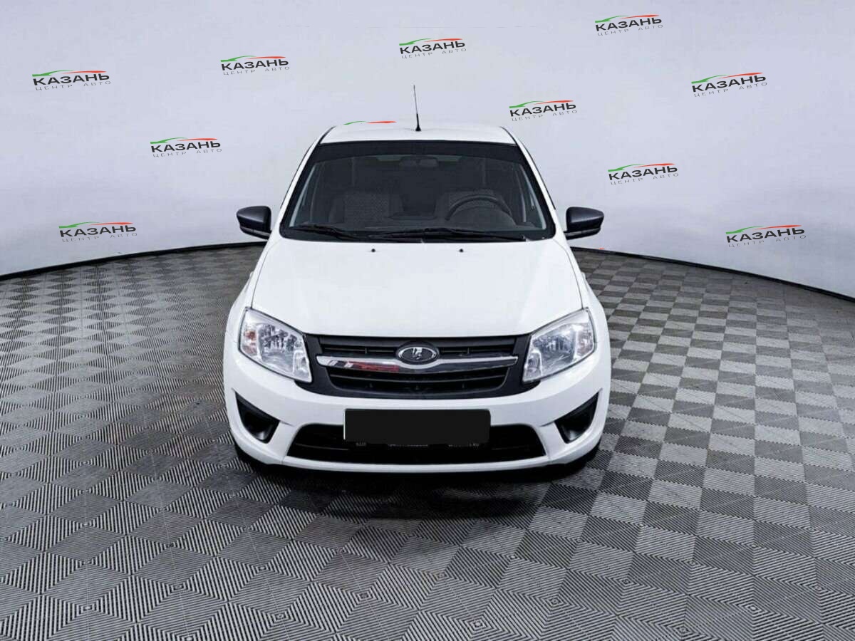 Лада (ВАЗ) Гранта б/у, 2018, Механическая. Фото: #1