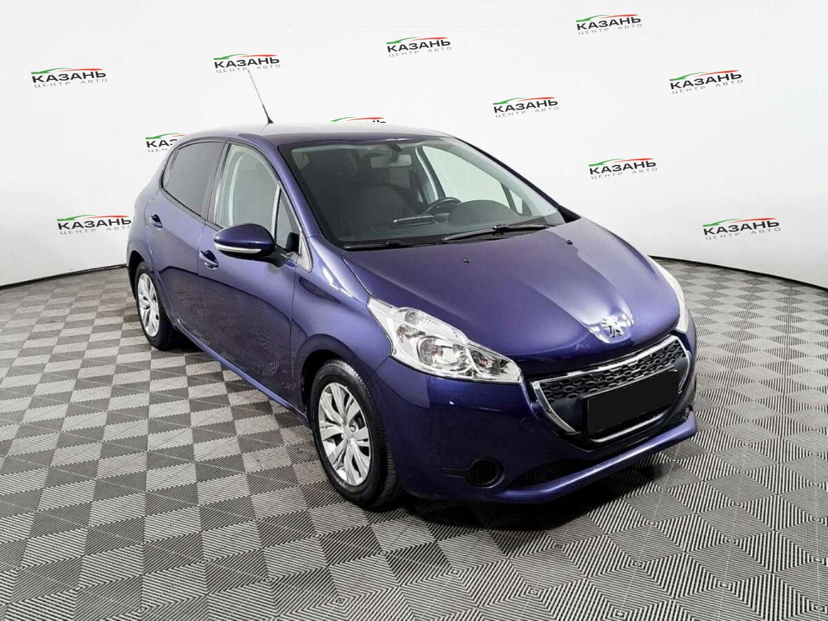 Пежо 208 б/у, 2013, Автоматическая. Фото: #2