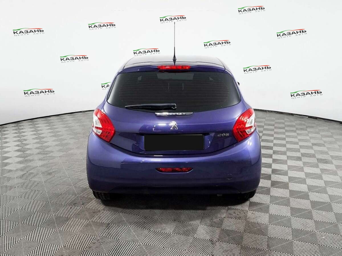 Пежо 208 б/у, 2013, Автоматическая. Фото: #5