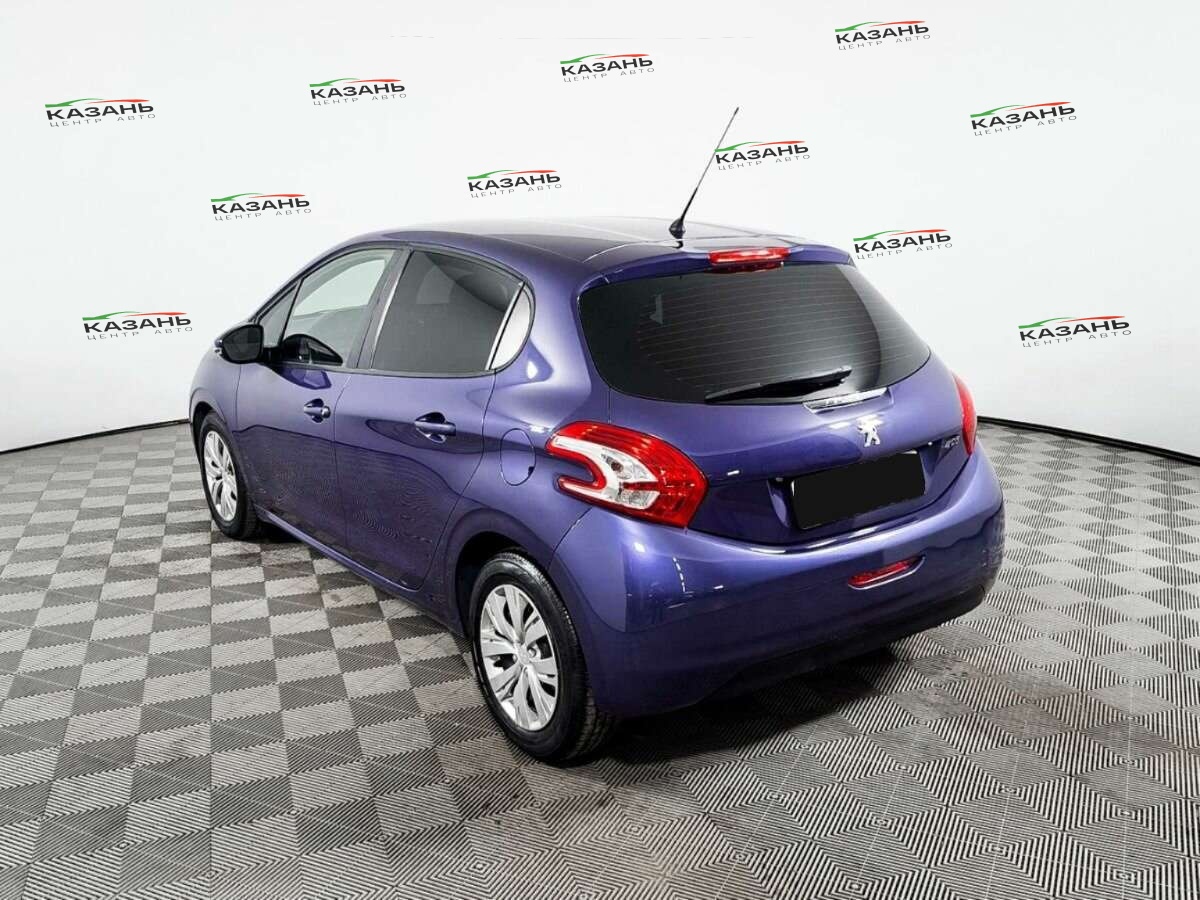 Пежо 208 б/у, 2013, Автоматическая. Фото: #6
