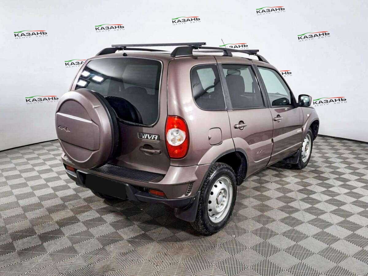 Chevrolet Niva б/у, 2017, Механическая. Фото: #4