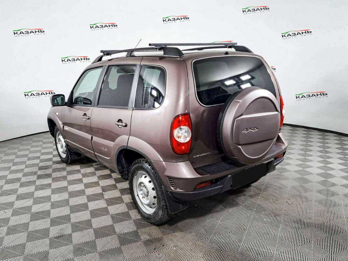 Chevrolet Niva б/у, 2017, Механическая. Фото: #6