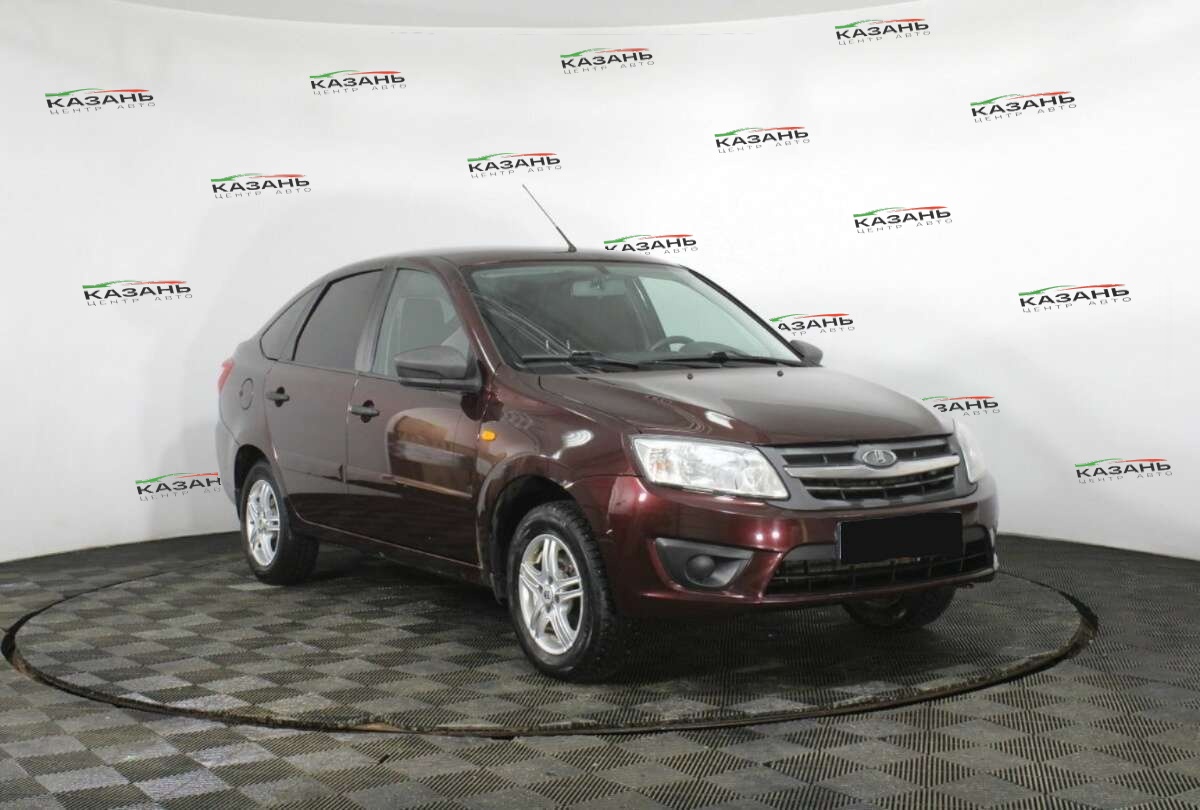 Лада (ВАЗ) Гранта б/у, 2015, Механическая. Фото: #2