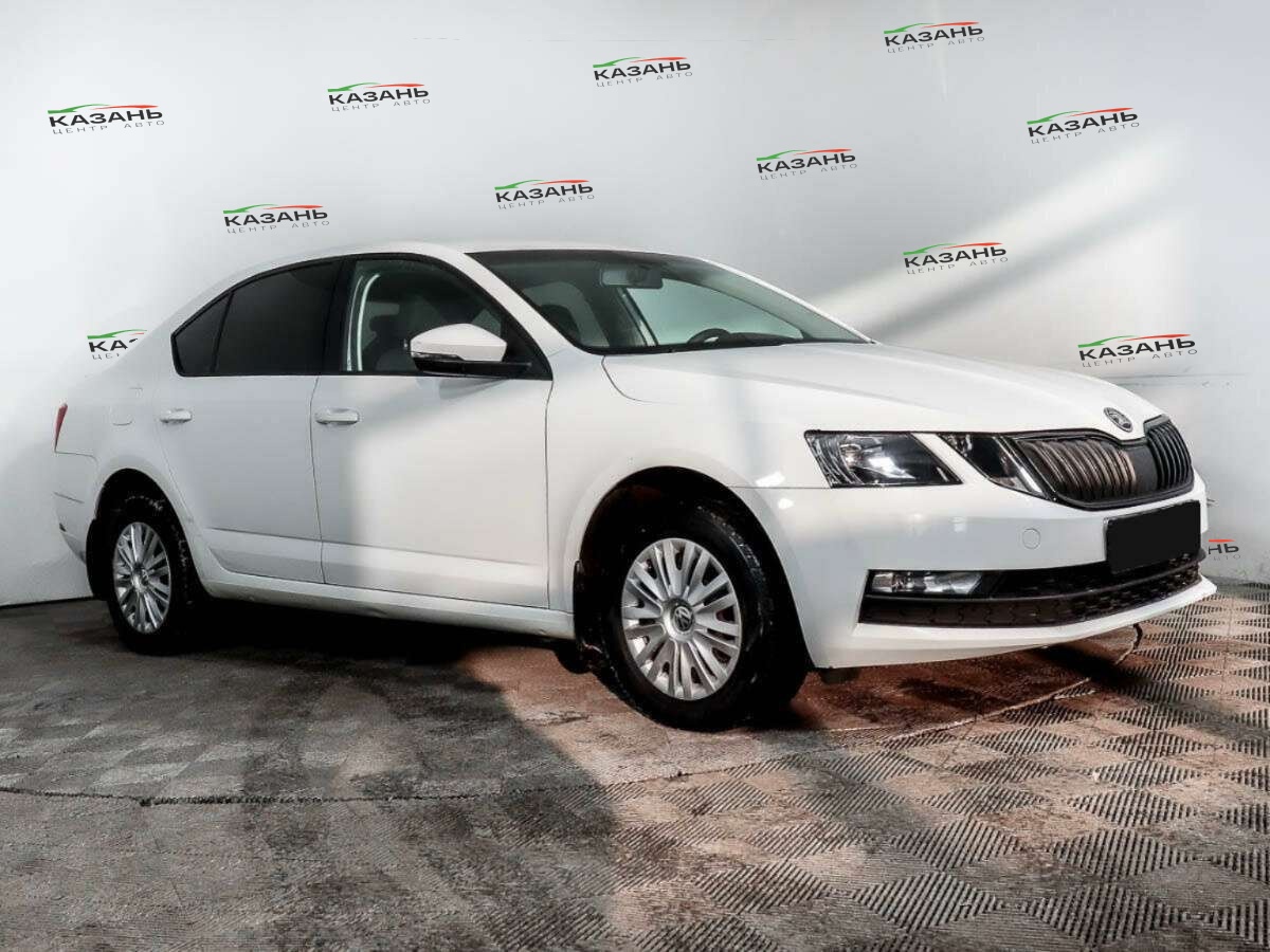 Шкода Октавия б/у, 2018, Механическая. Фото: #2