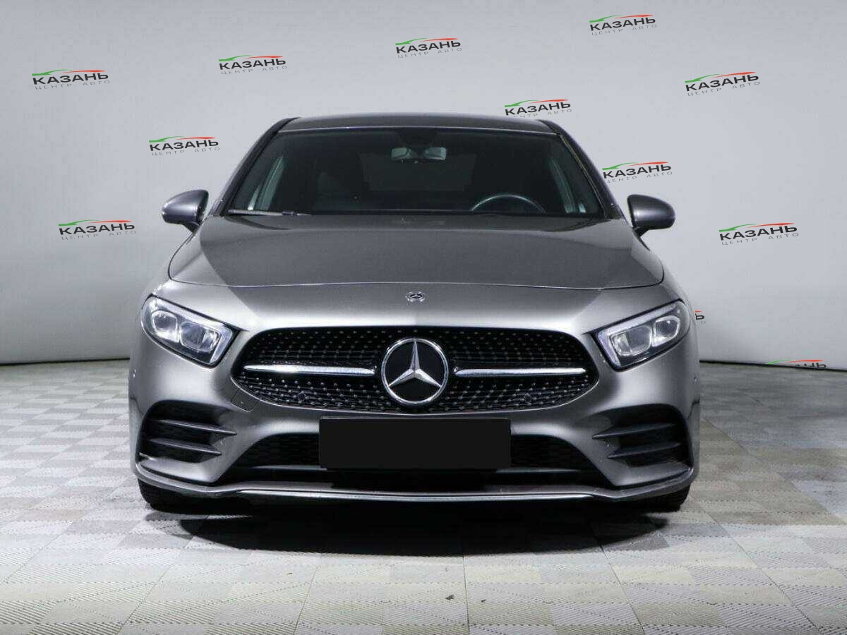 Mercedes-Benz A-Класс б/у, 2019, Роботизированная. Фото: #1