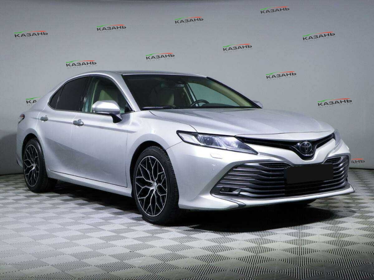 Toyota Camry б/у, 2020, Автоматическая. Фото: #2