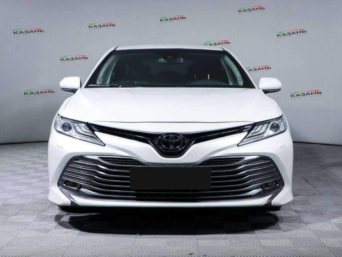 Toyota Camry б/у, 2018, Автоматическая. Фото: #1