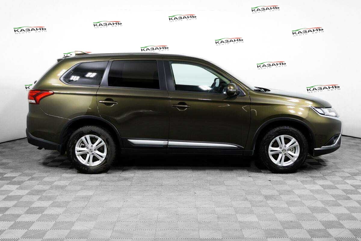 Mitsubishi Outlander б/у, 2020, Вариатор. Фото: #3