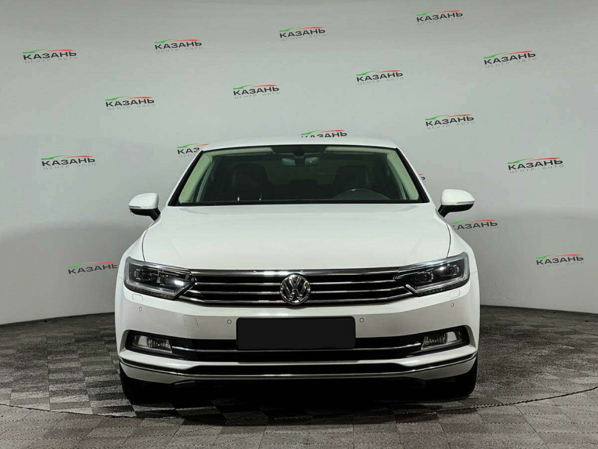 Фольксваген Пассат б/у, 2017, Роботизированная. Фото: #1