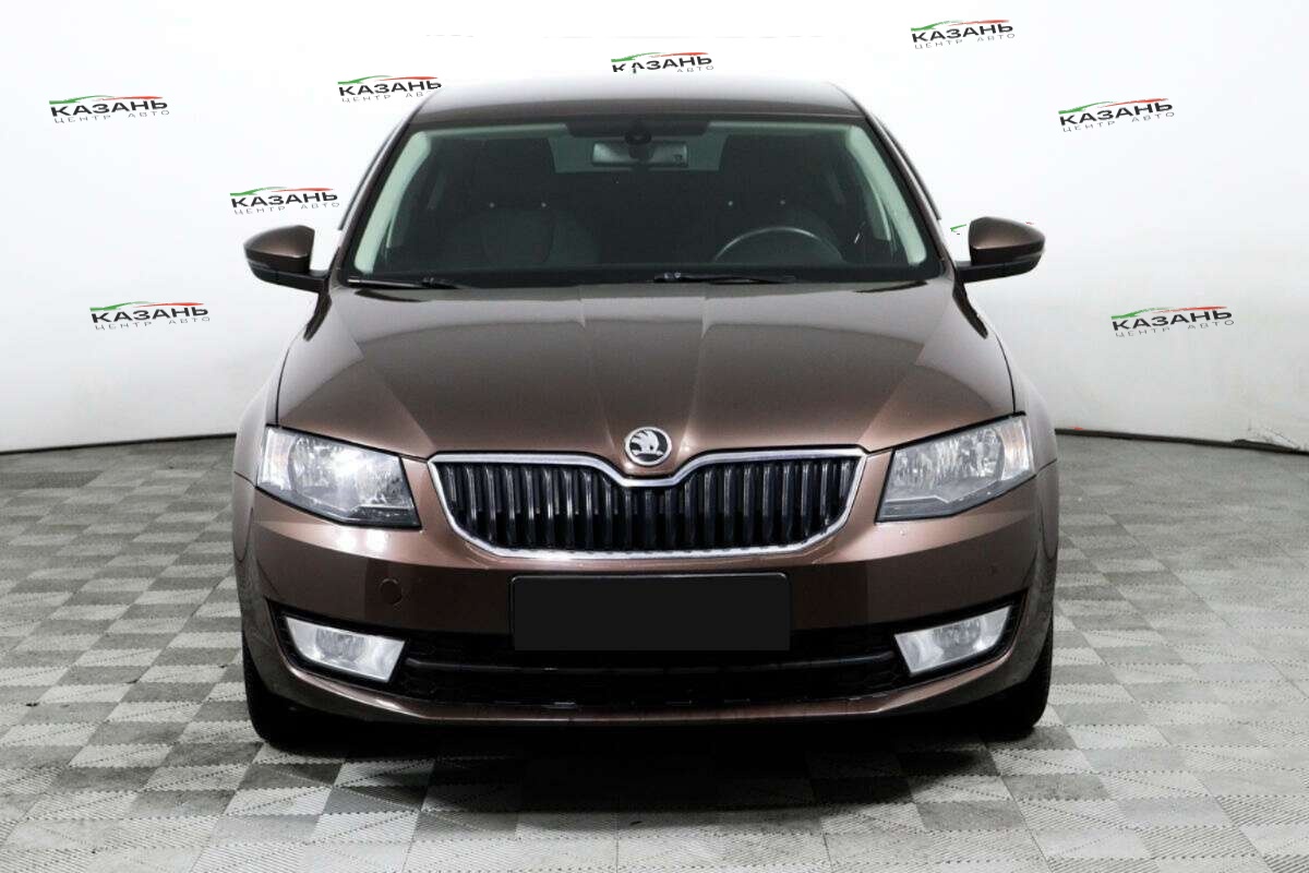 Шкода Октавия б/у, 2015, Роботизированная. Фото: #1