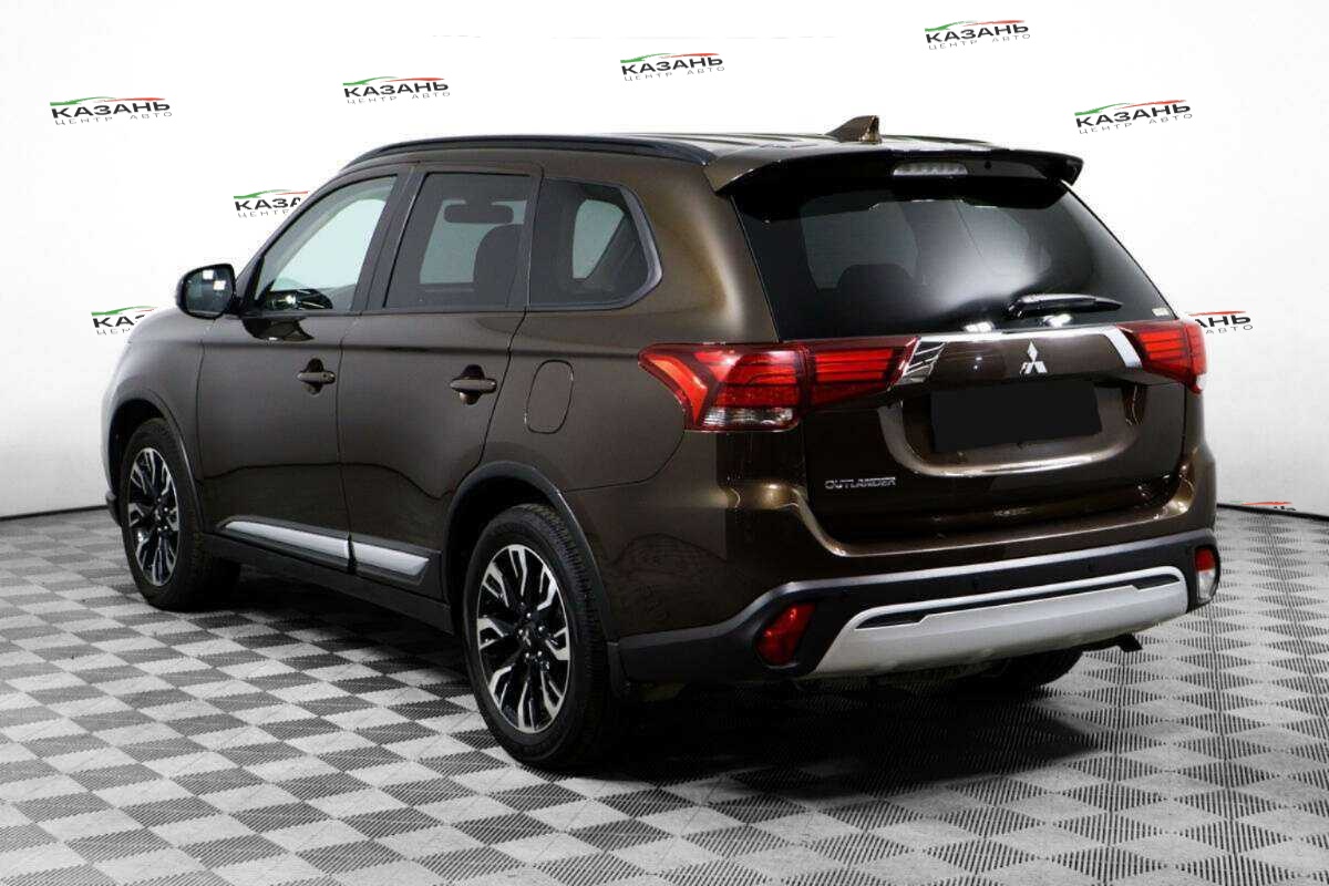 Mitsubishi Outlander б/у, 2022, Вариатор. Фото: #6