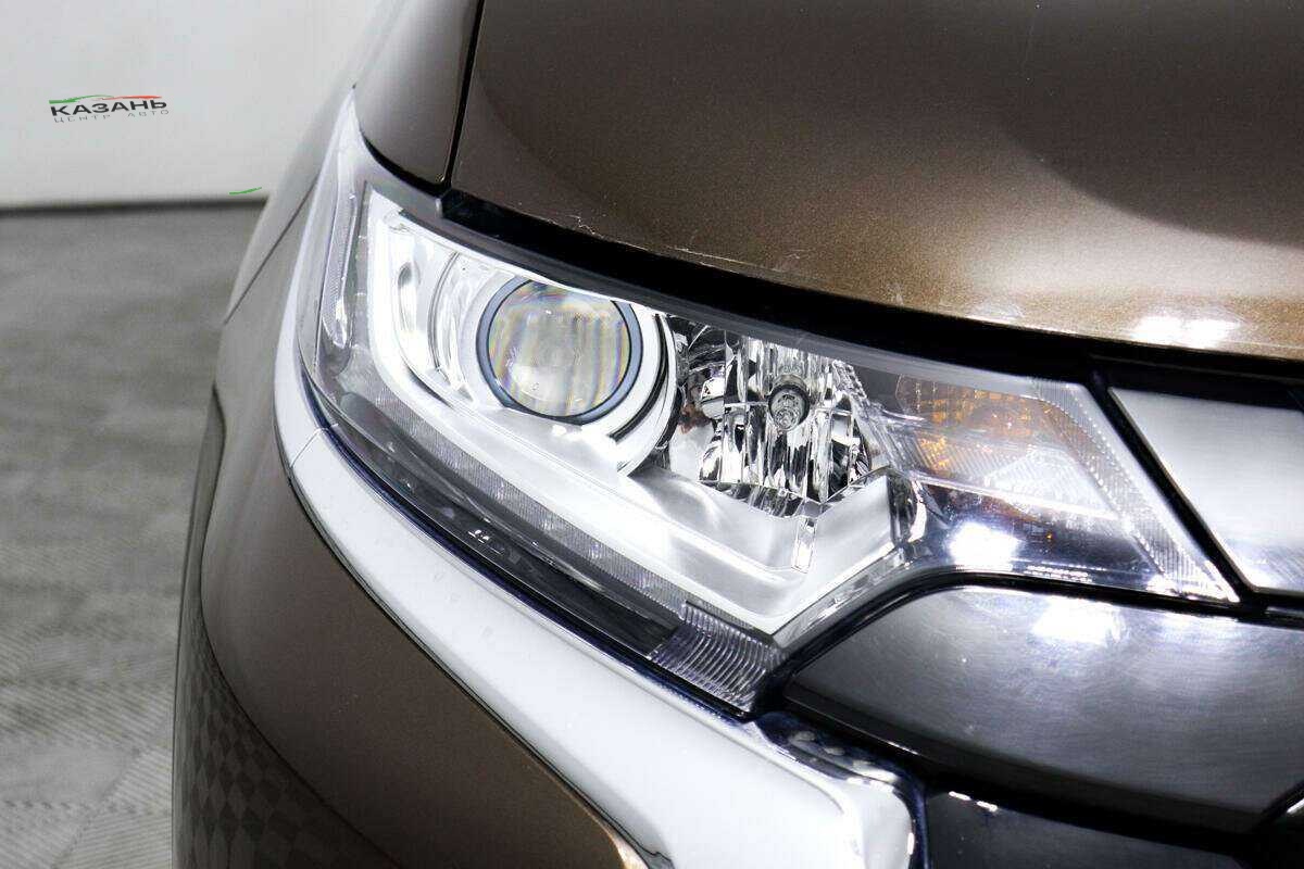 Mitsubishi Outlander б/у, 2022, Вариатор. Фото: #15