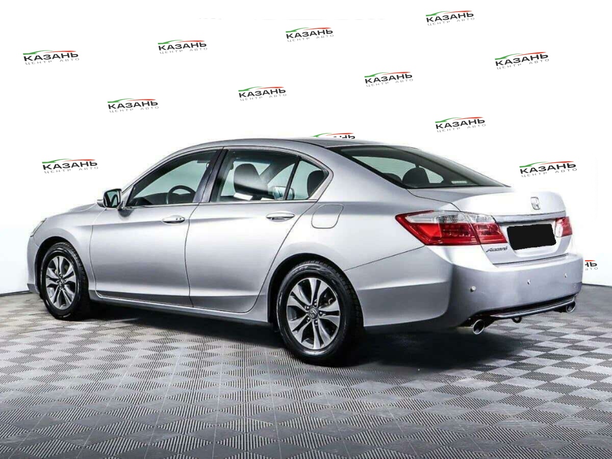 Хонда Аккорд б/у, 2013, Автоматическая. Фото: #6