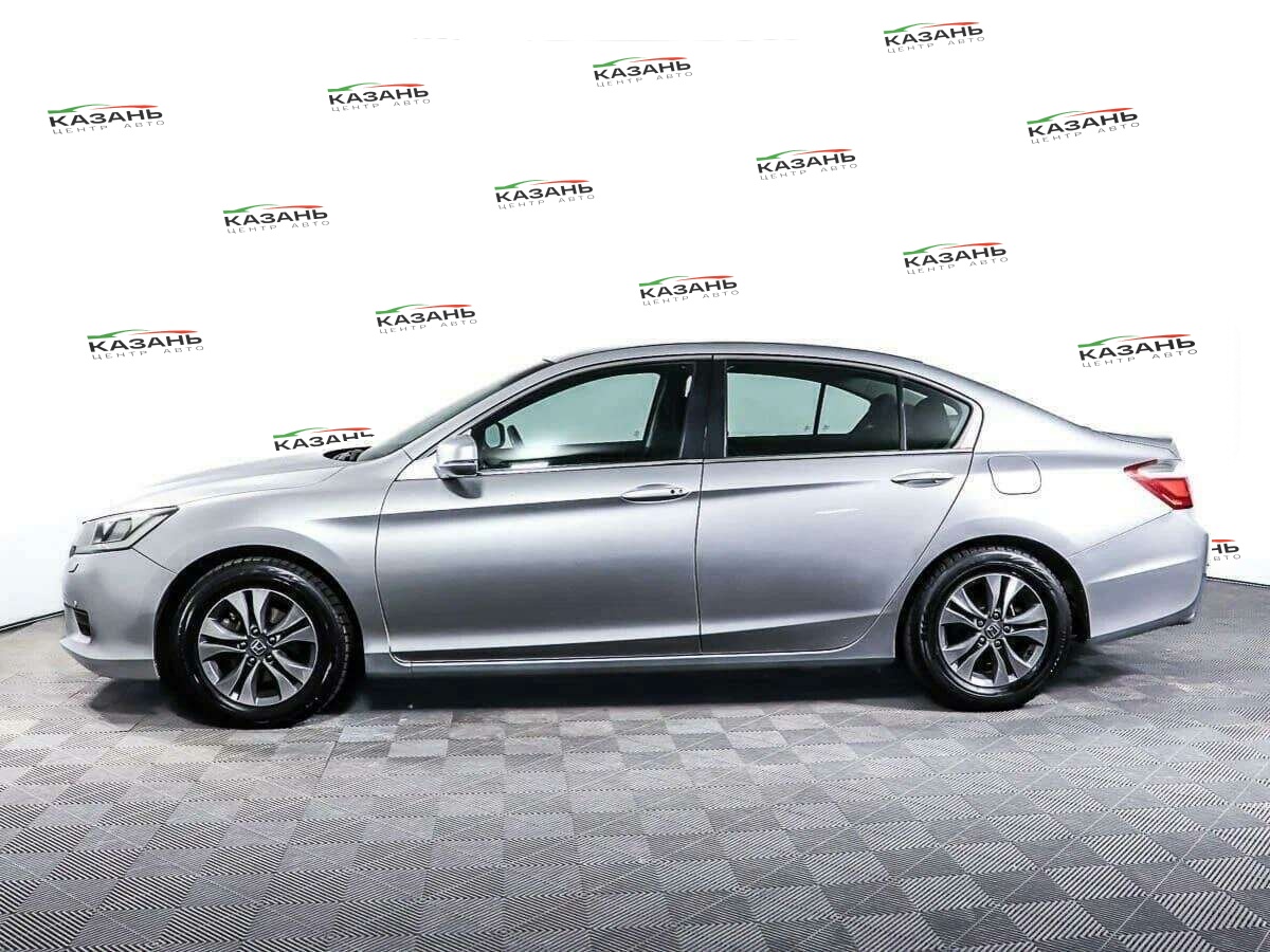 Хонда Аккорд б/у, 2013, Автоматическая. Фото: #7