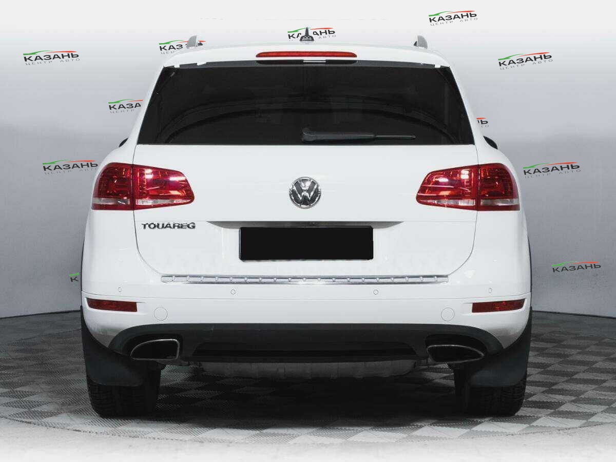 Volkswagen Touareg б/у, 2014, Автоматическая. Фото: #4