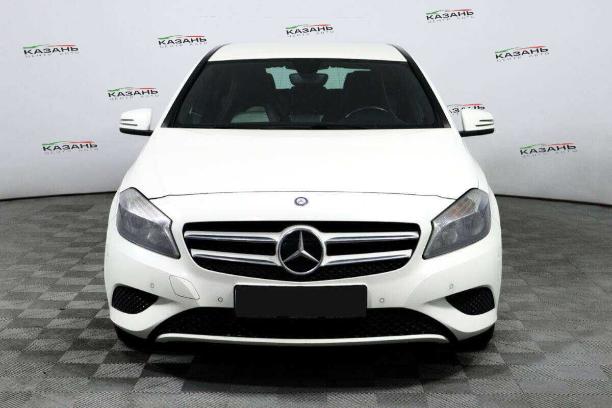 Mercedes-Benz A-Класс б/у, 2013, Роботизированная. Фото: #1