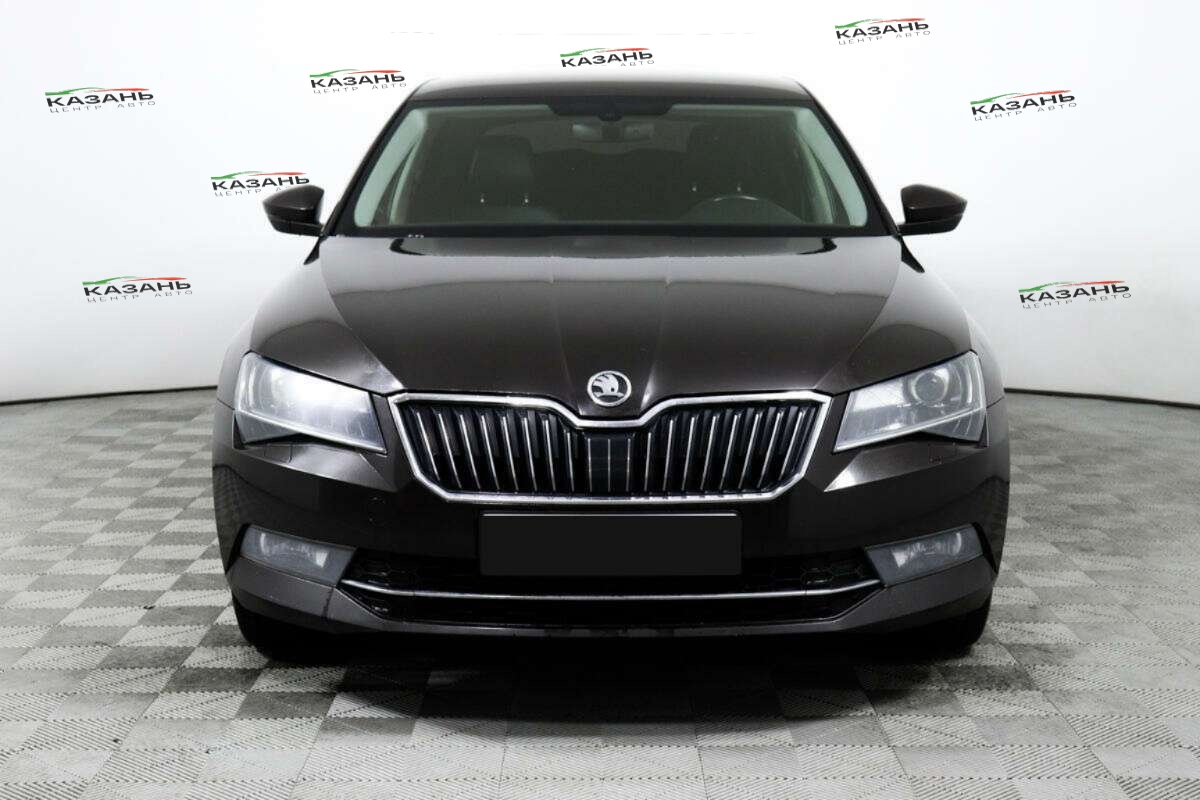 Шкода Суперб б/у, 2015, Роботизированная. Фото: #1