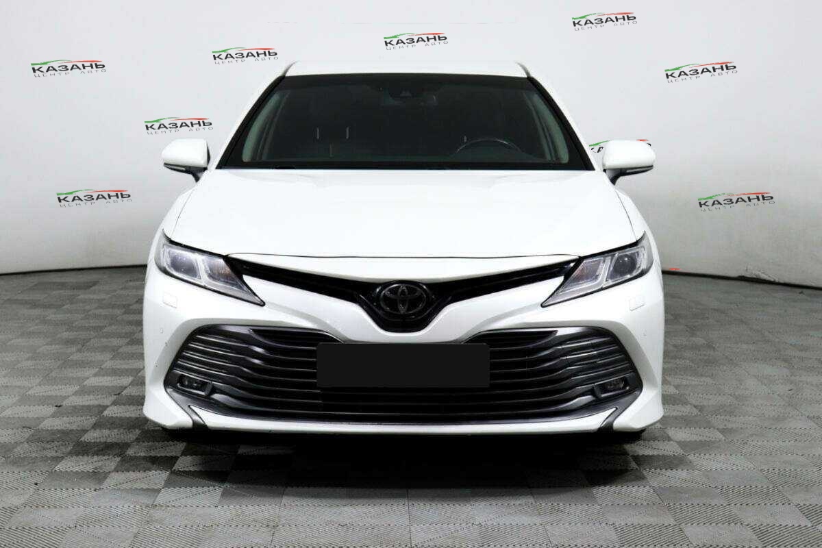 Toyota Camry б/у, 2019, Автоматическая. Фото: #1