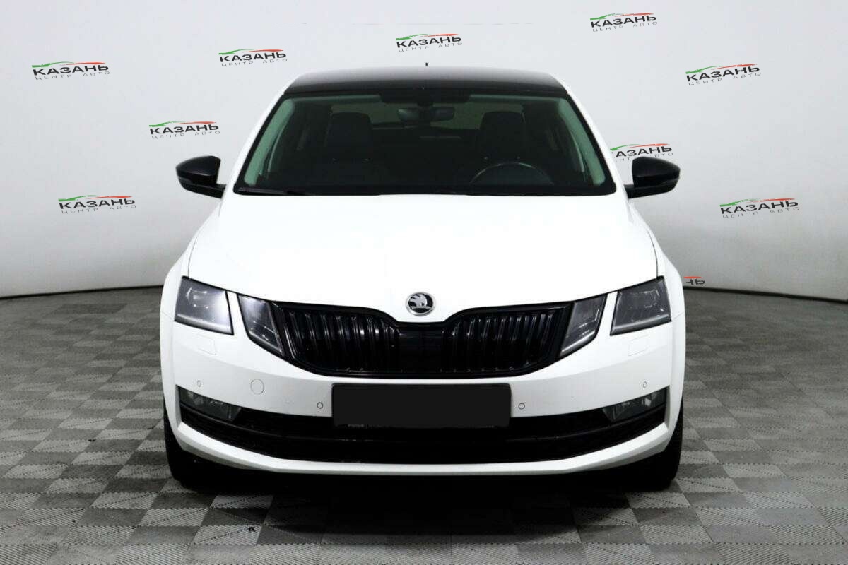 Шкода Октавия б/у, 2017, Роботизированная. Фото: #1