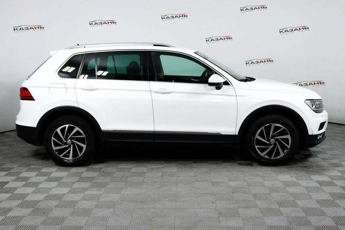 Volkswagen Tiguan б/у, 2018, Роботизированная. Фото: #2