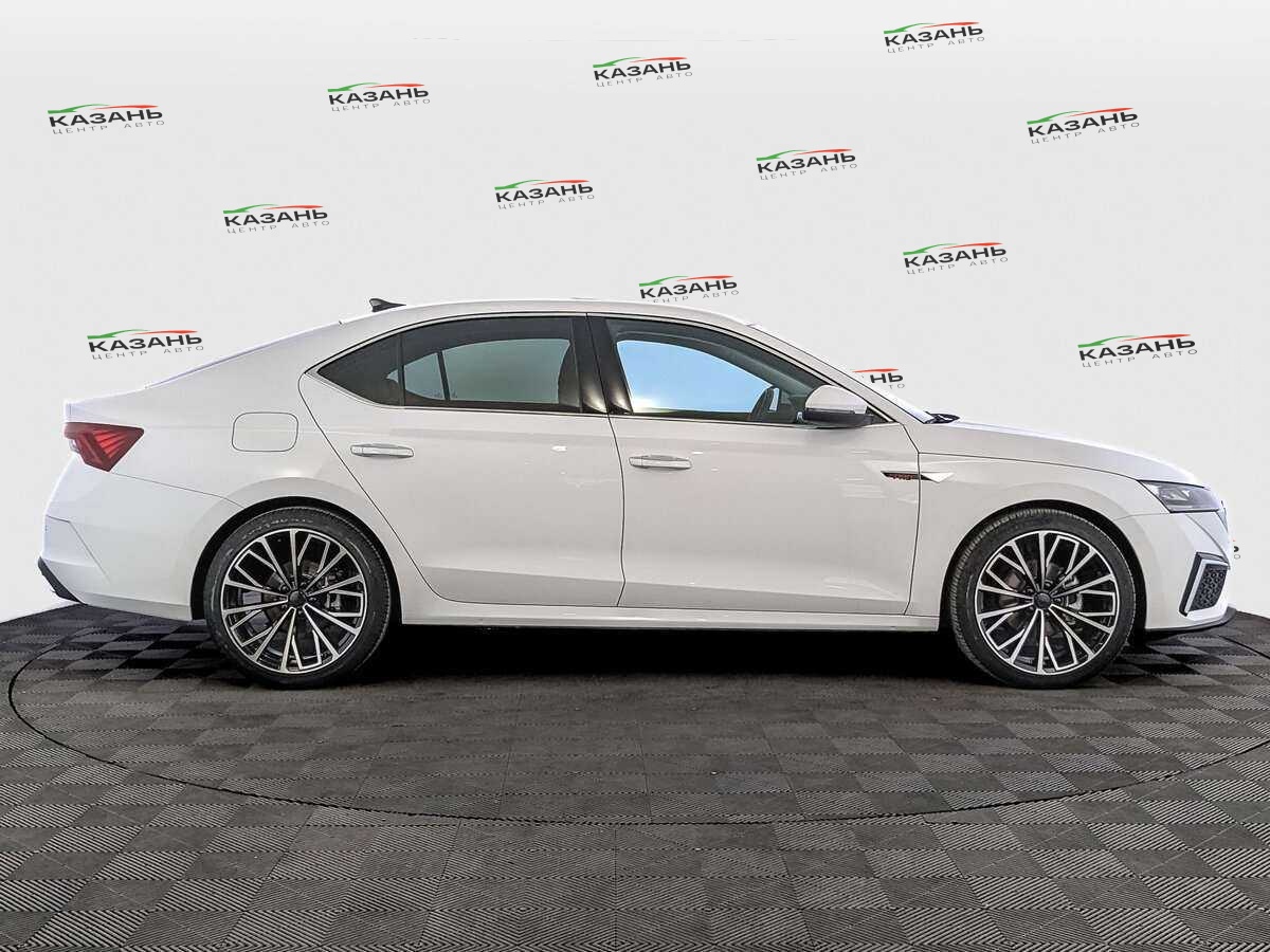 Skoda Octavia б/у, 2023, Роботизированная. Фото: #3