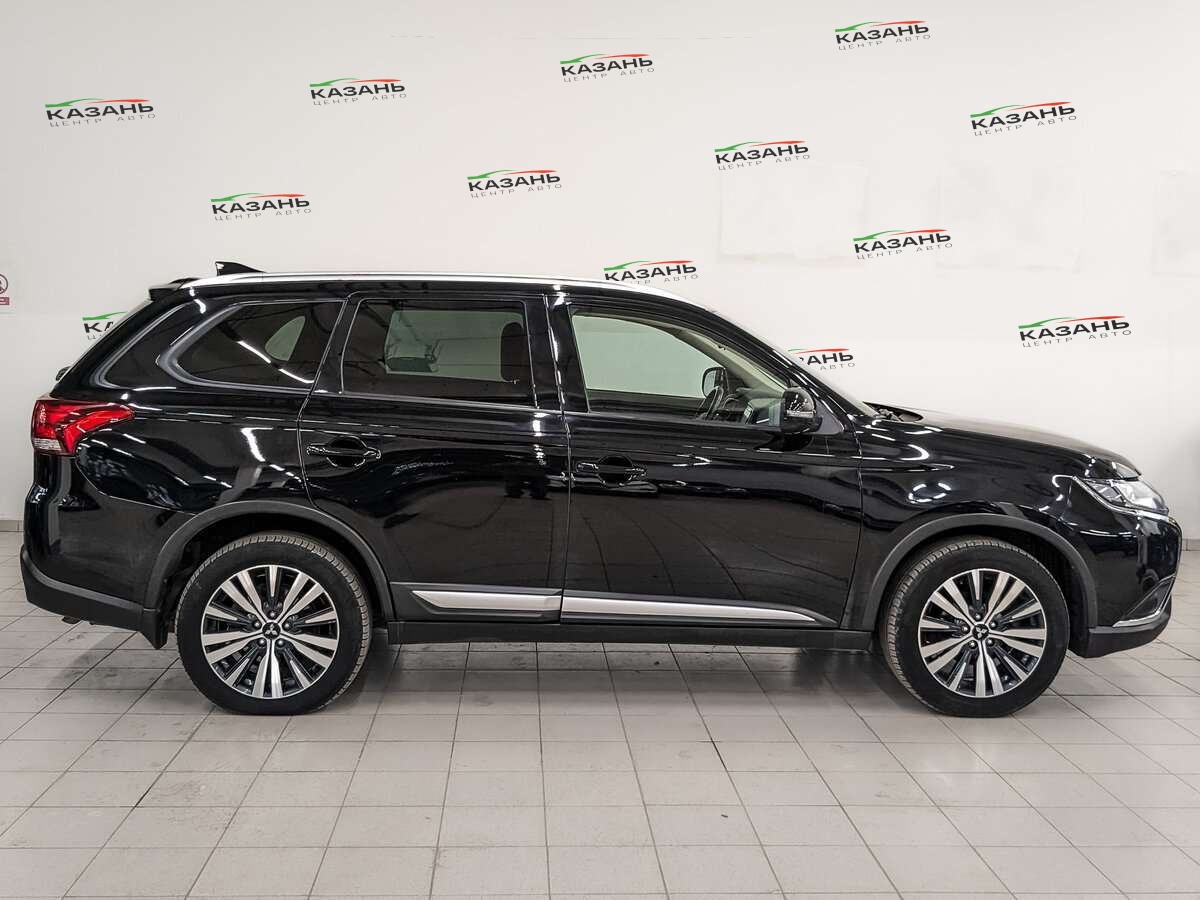 Митсубиши Оутлэндер б/у, 2020, Вариатор. Фото: #3