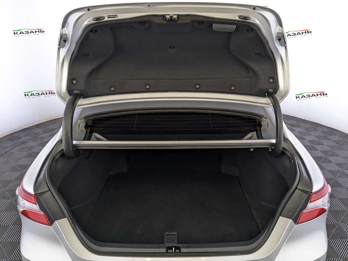 Toyota Camry б/у, 2020, Автоматическая. Фото: #9