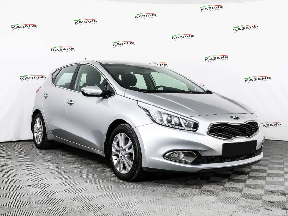 Киа Сид б/у, 2013, Автоматическая. Фото: #2
