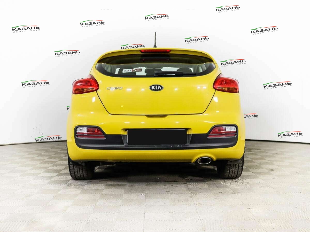Киа Сид б/у, 2015, Механическая. Фото: #5