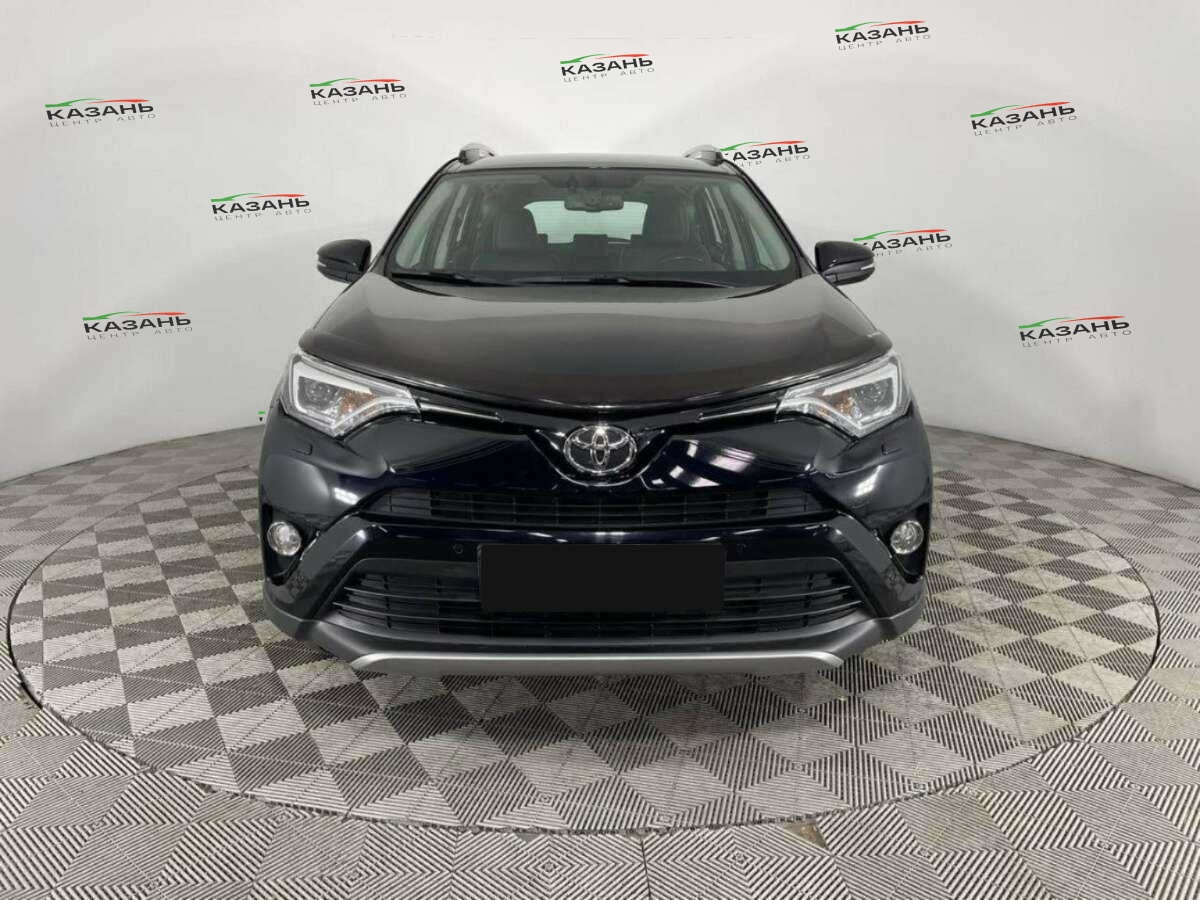 Toyota RAV4 б/у, 2018, Автоматическая. Фото: #1