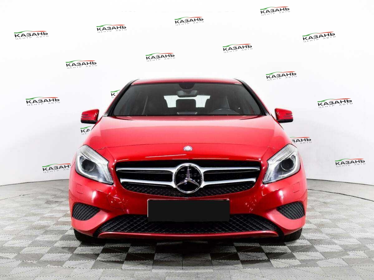 Mercedes-Benz A-Класс б/у, 2013, Роботизированная. Фото: #1