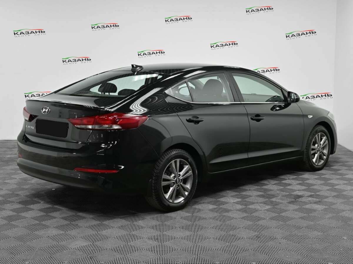 Хендай Елантра б/у, 2017, Автоматическая. Фото: #1