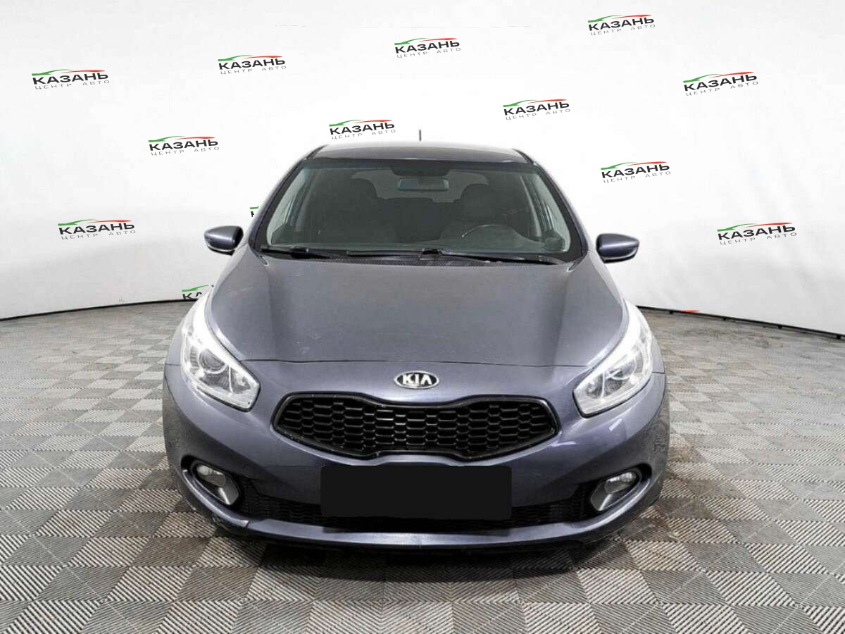 Киа Сид б/у, 2013, Механическая. Фото: #1
