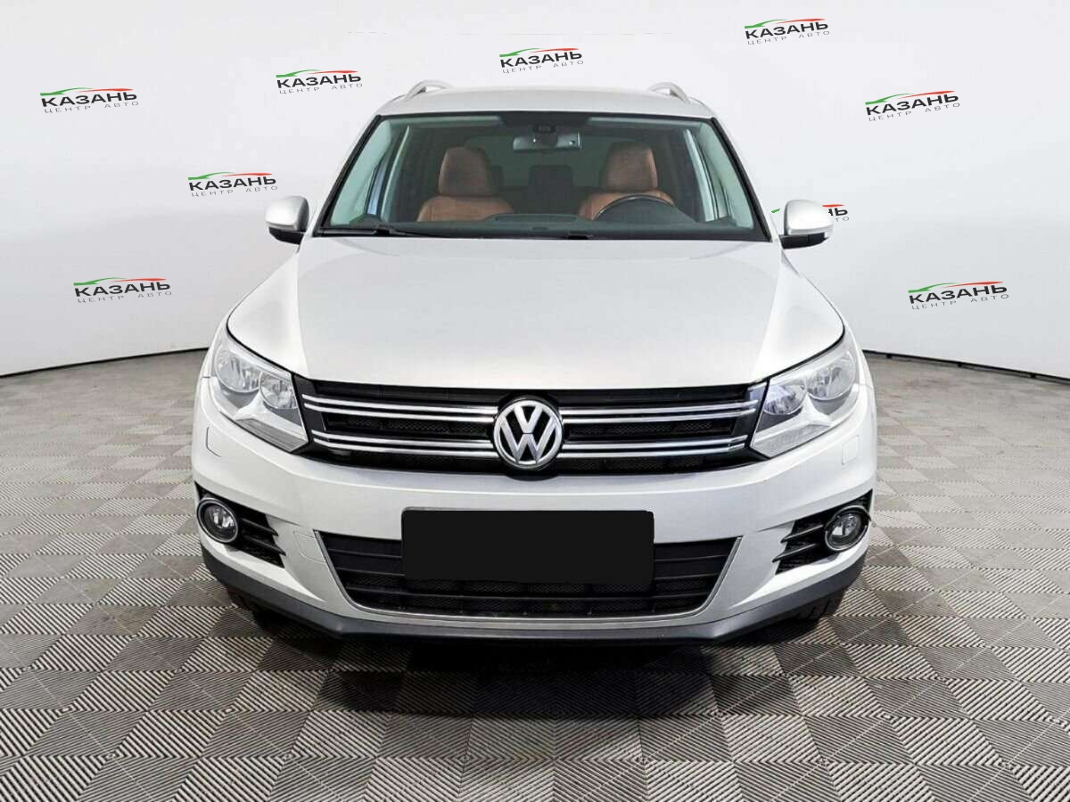 Фольксваген Тигуан б/у, 2012, Автоматическая. Фото: #1