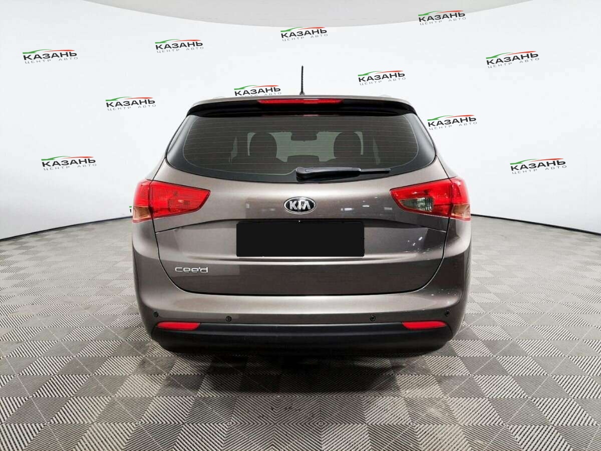 Киа Сид б/у, 2015, Механическая. Фото: #5
