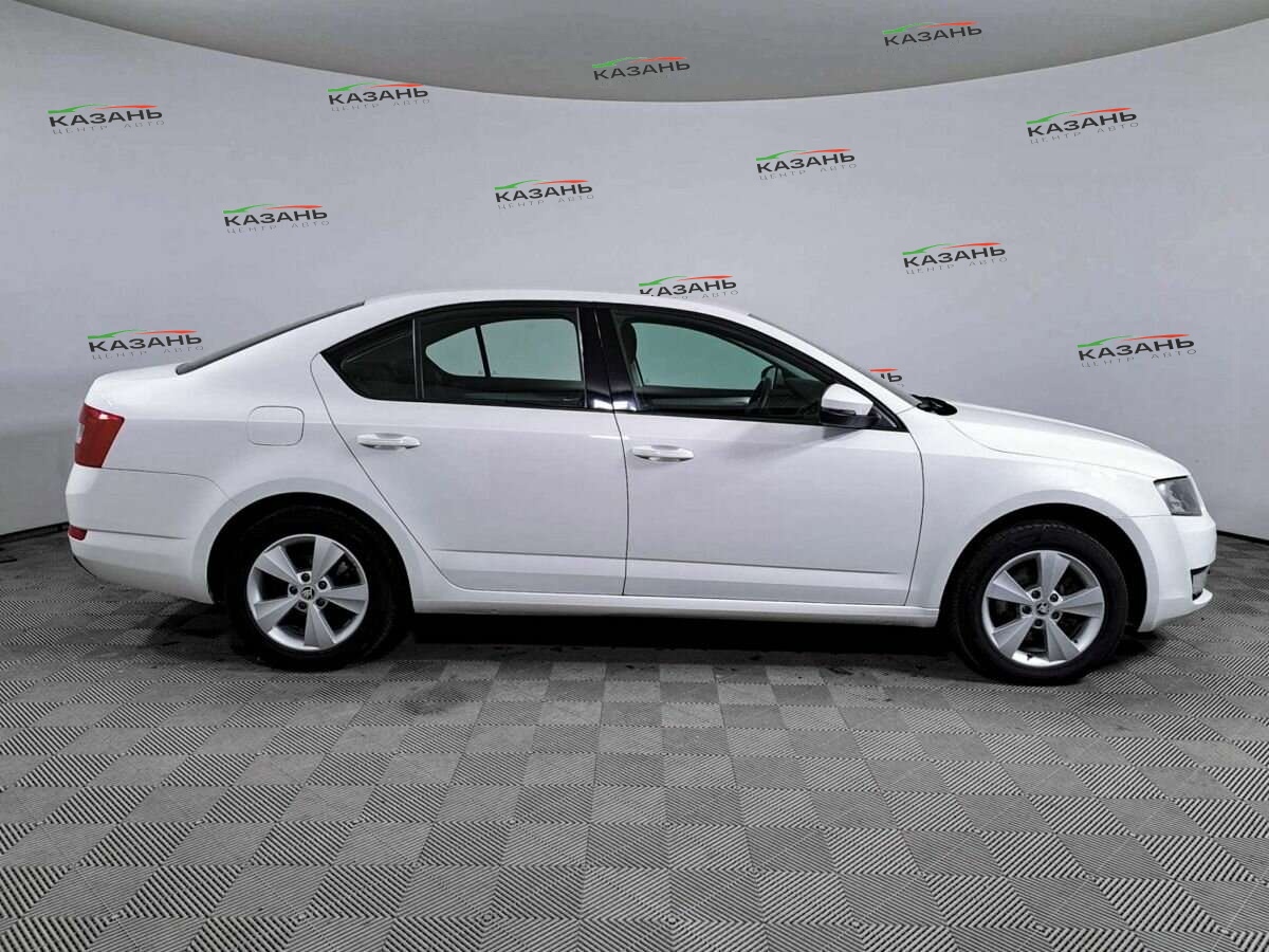 Шкода Октавия б/у, 2014, Роботизированная. Фото: #3