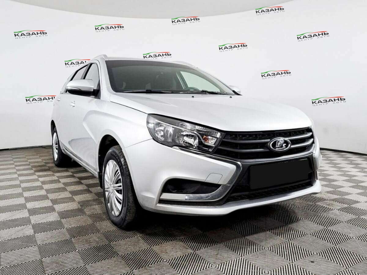 Лада (ВАЗ) Веста б/у, 2020, Механическая. Фото: #2