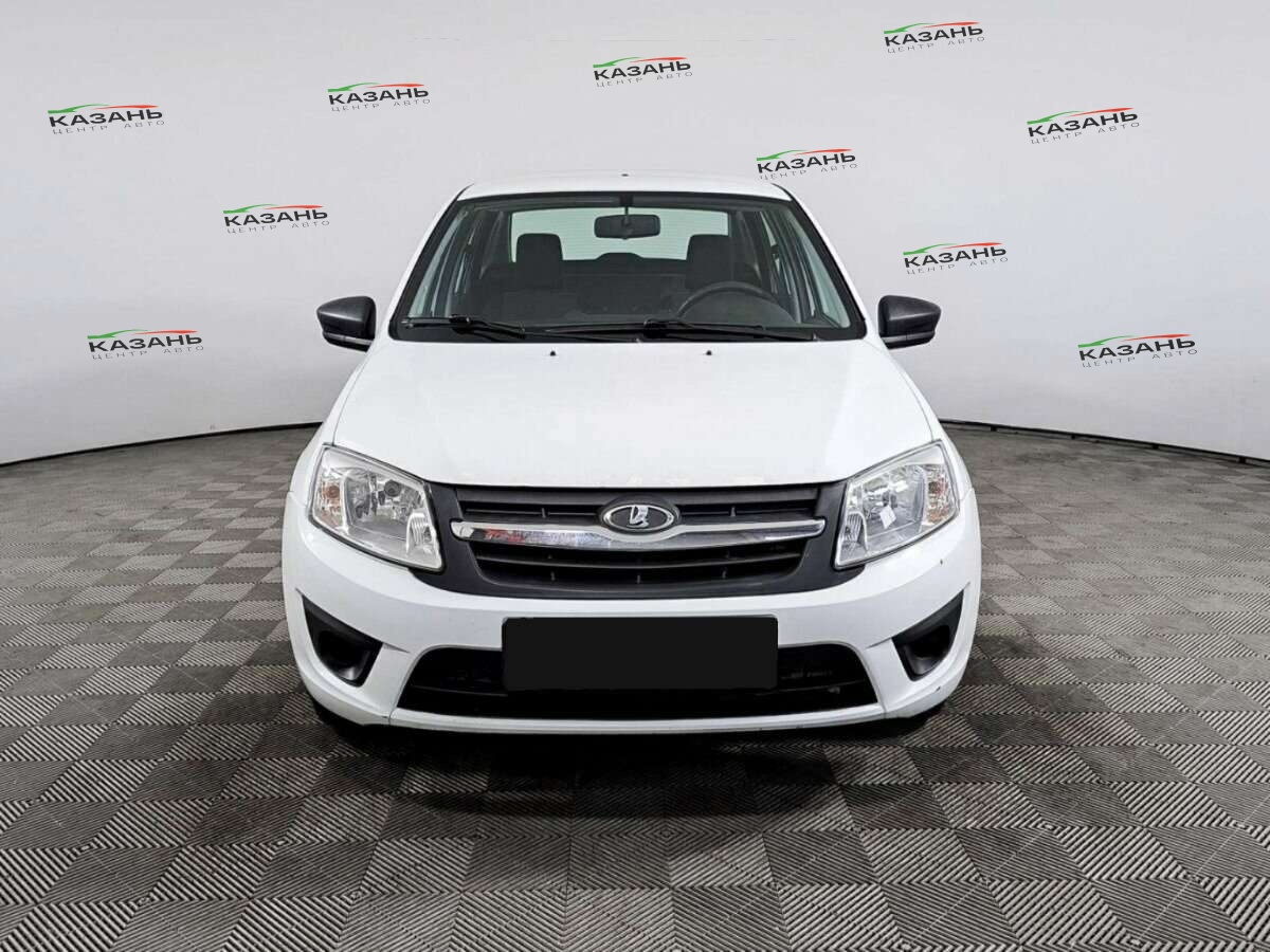 Лада (ВАЗ) Гранта б/у, 2017, Механическая. Фото: #1