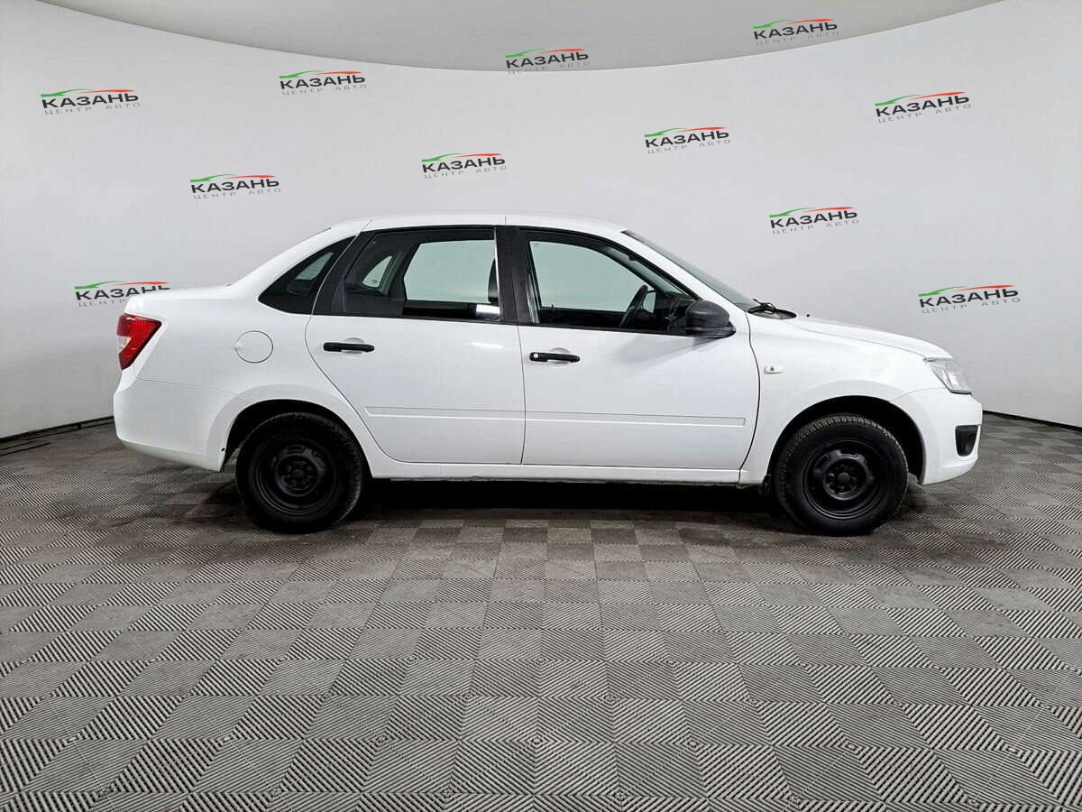 Лада (ВАЗ) Гранта б/у, 2017, Механическая. Фото: #3