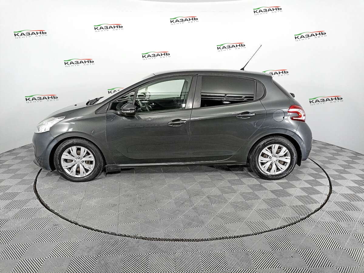 Пежо 208 б/у, 2013, Автоматическая. Фото: #7
