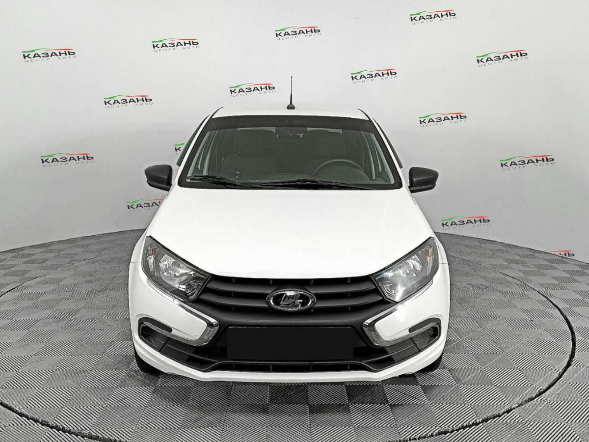 Лада (ВАЗ) Гранта б/у, 2020, Механическая. Фото: #1