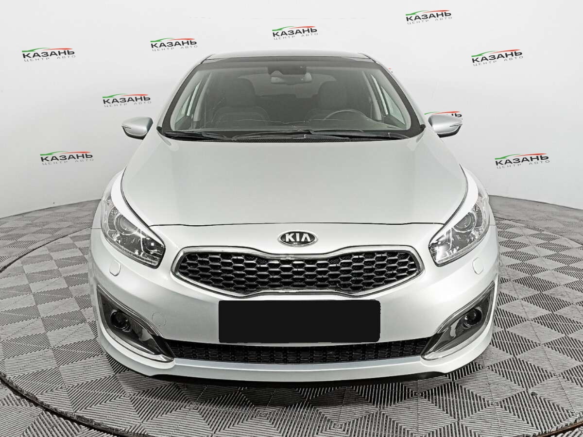 Киа Сид б/у, 2018, Роботизированная. Фото: #1