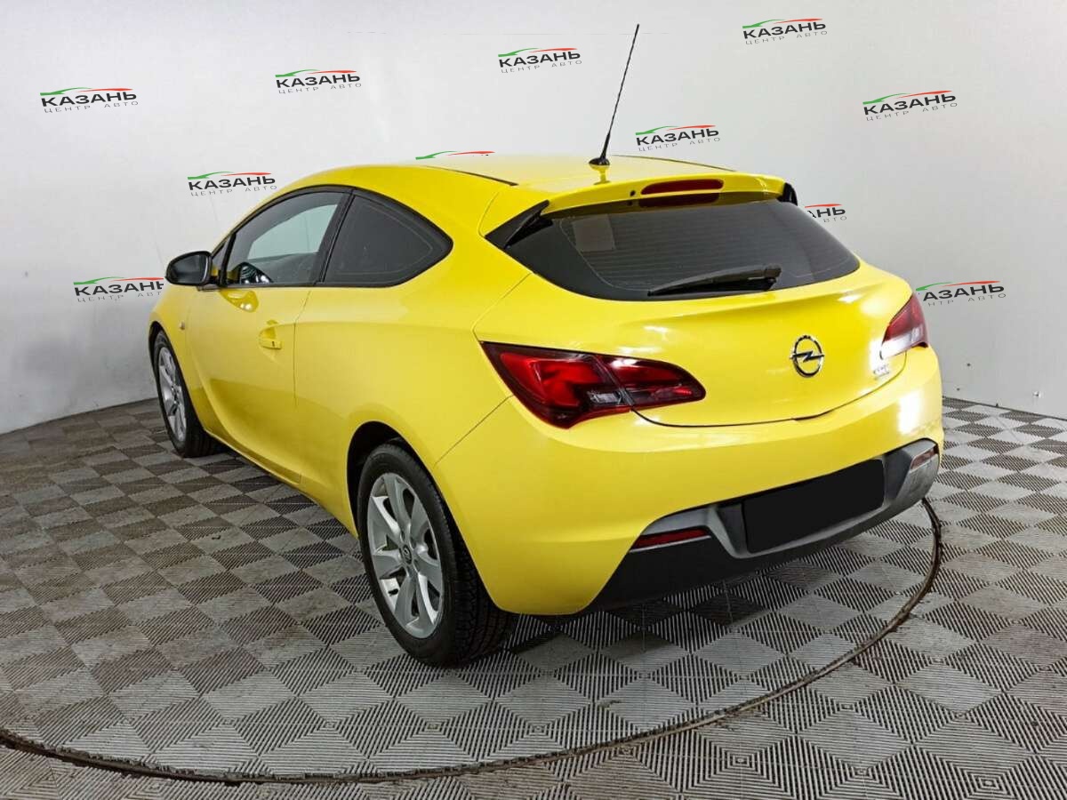 Опель Астра б/у, 2014, Механическая. Фото: #5