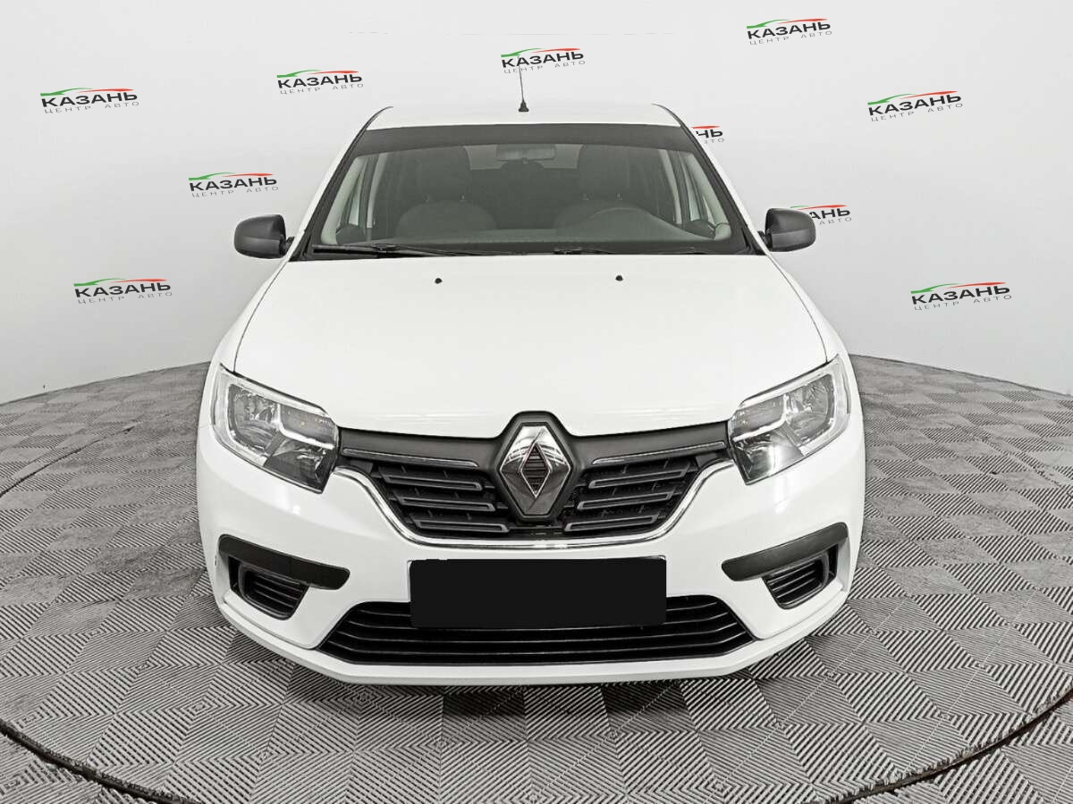 Рено Логан б/у, 2018, Механическая. Фото: #1