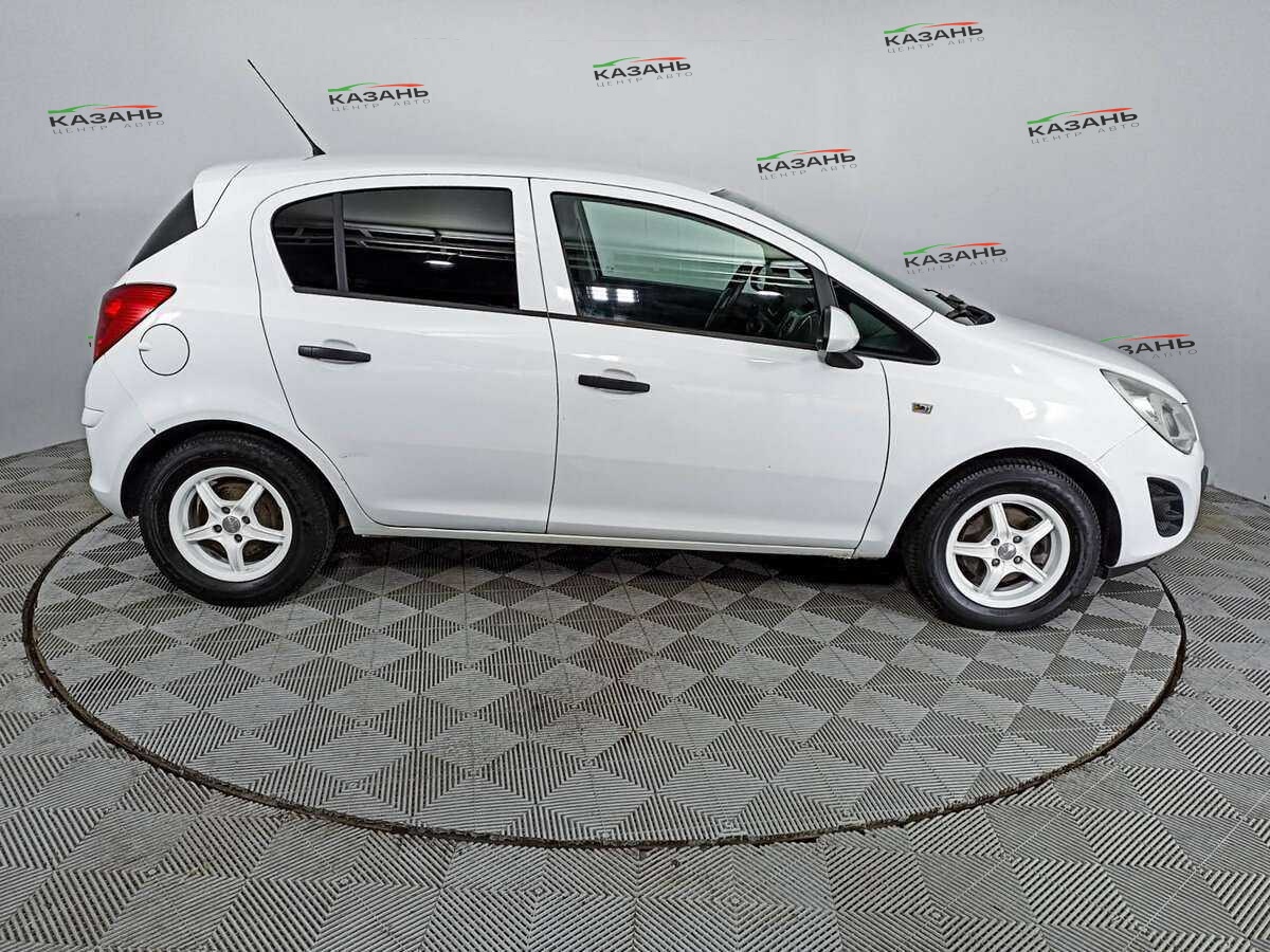 Opel Corsa б/у, 2013, Роботизированная. Фото: #3