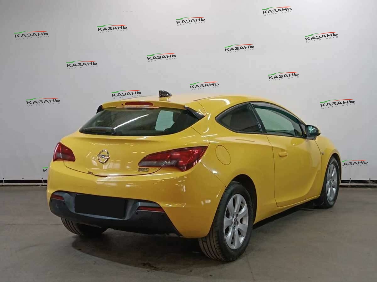 Опель Астра б/у, 2013, Механическая. Фото: #5